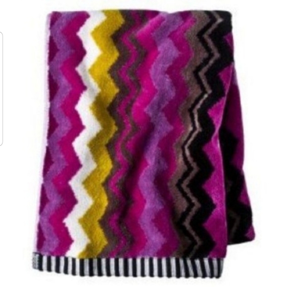 Missoni hand towel new - Picture 9 of 9
